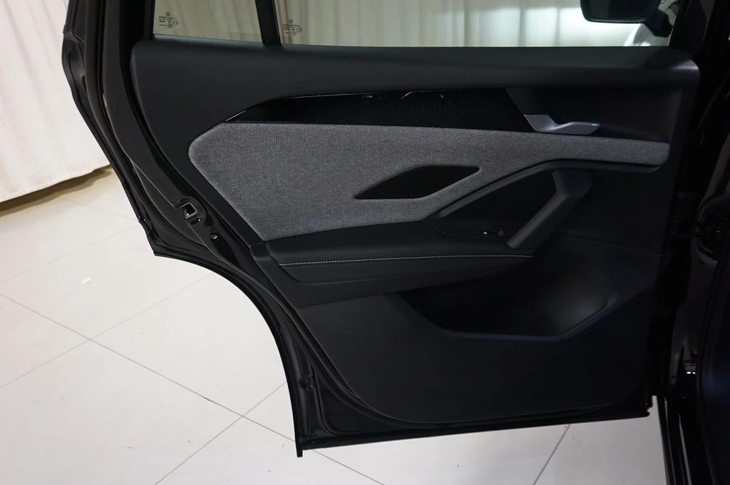 New 2026 Deep Black Volkswagen 2.0T S image 26
