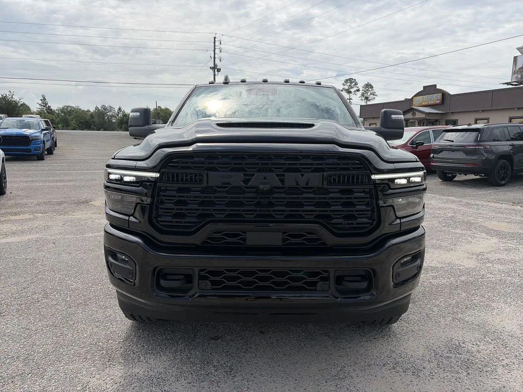 New 2026 Diamond Black Crystal Pearl-Coat Exterior Paint RAM Limited image 9