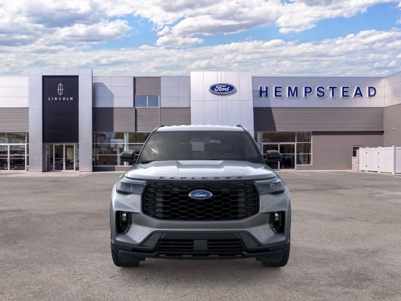 New 2026 Carbonized Gray Metallic Ford ST-Line image 6