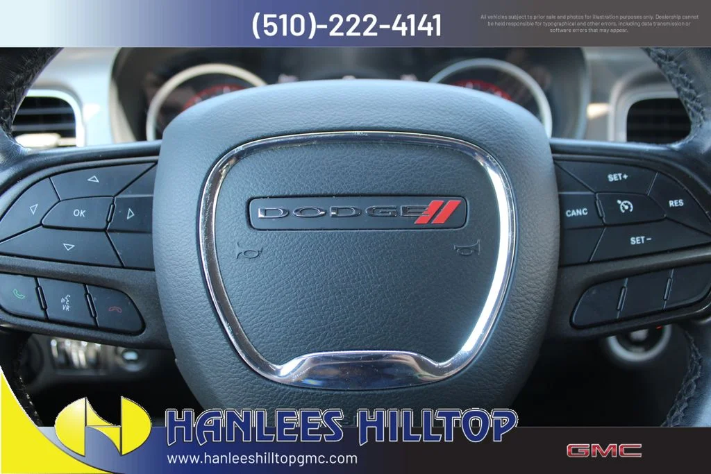 Used 2022 Red Dodge SXT image 25