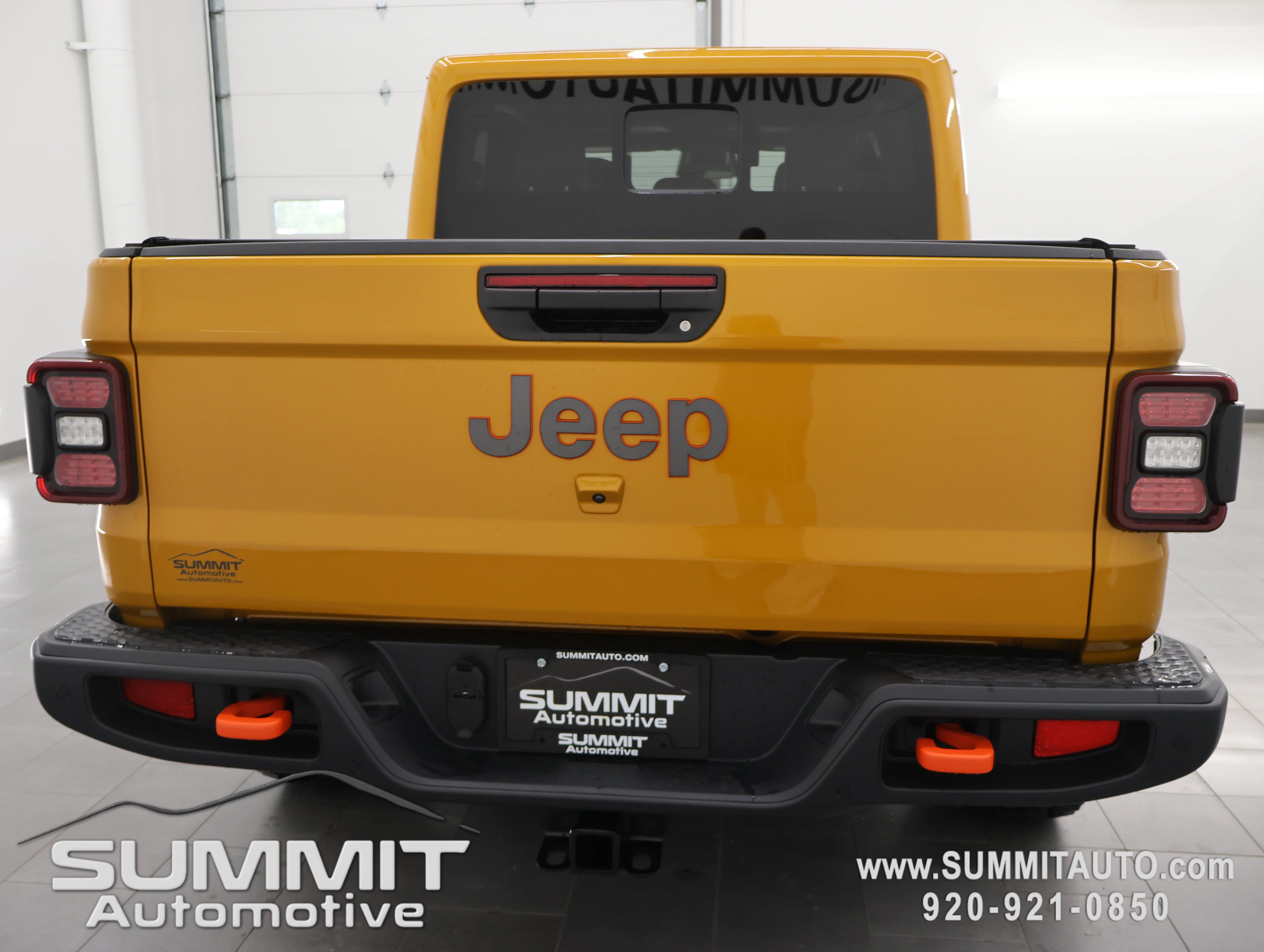 New 2026 Goldilocks Exterior Paint Jeep Mojave image 28