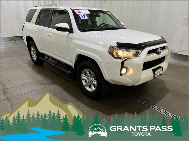 2017 Toyota 4Runner SR5 4x4 V6's photo
