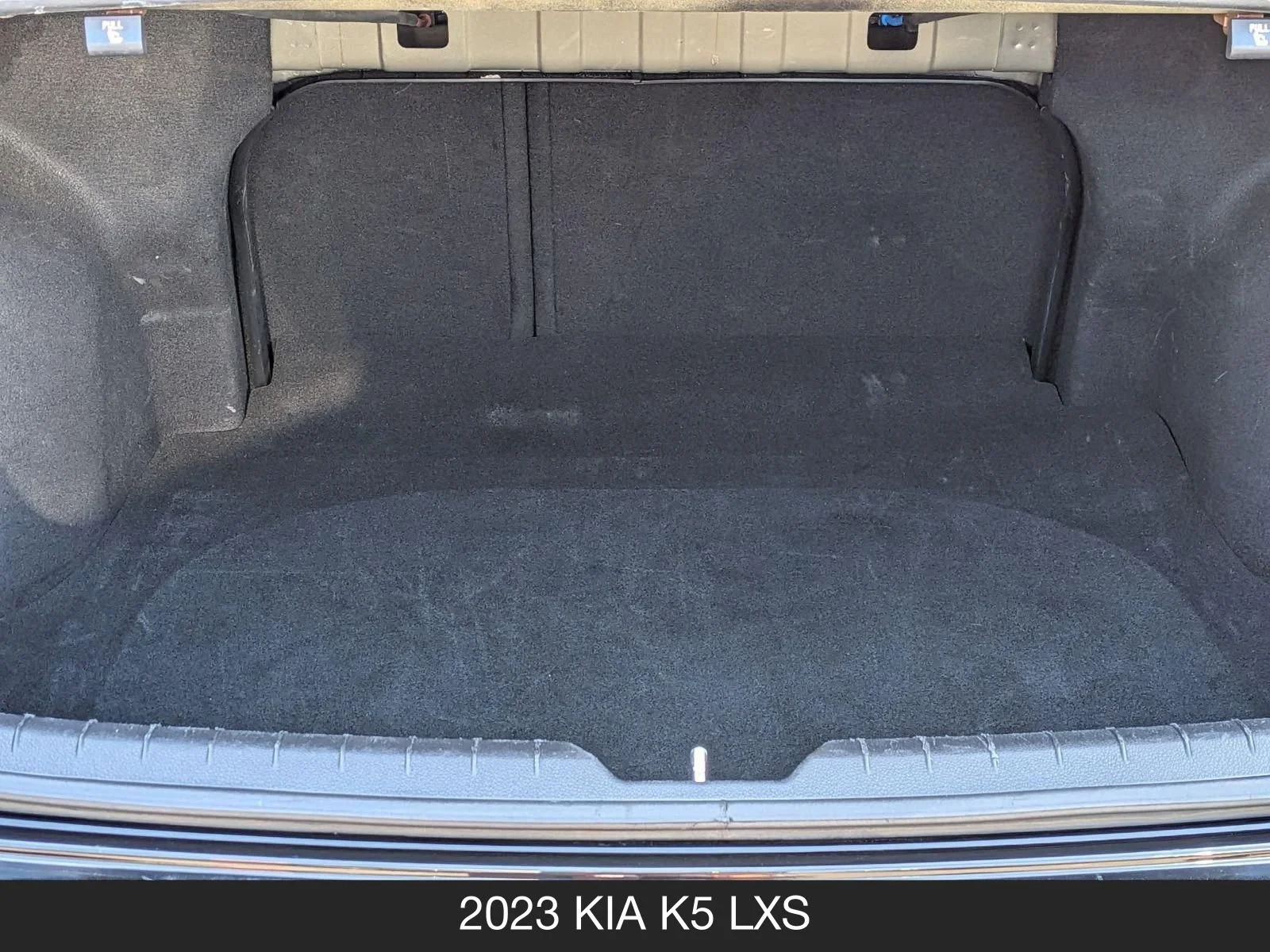 Used 2023 Ebony Black Kia LXS image 20