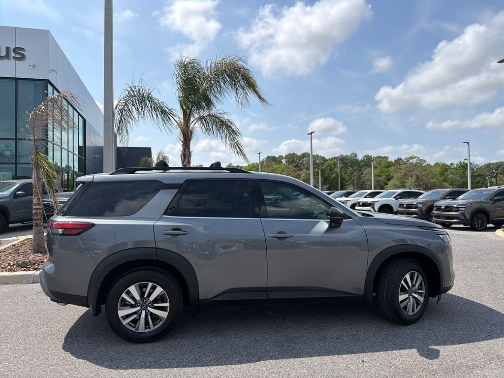 New 2026 Nissan Pathfinder SL 4D Sport Utility