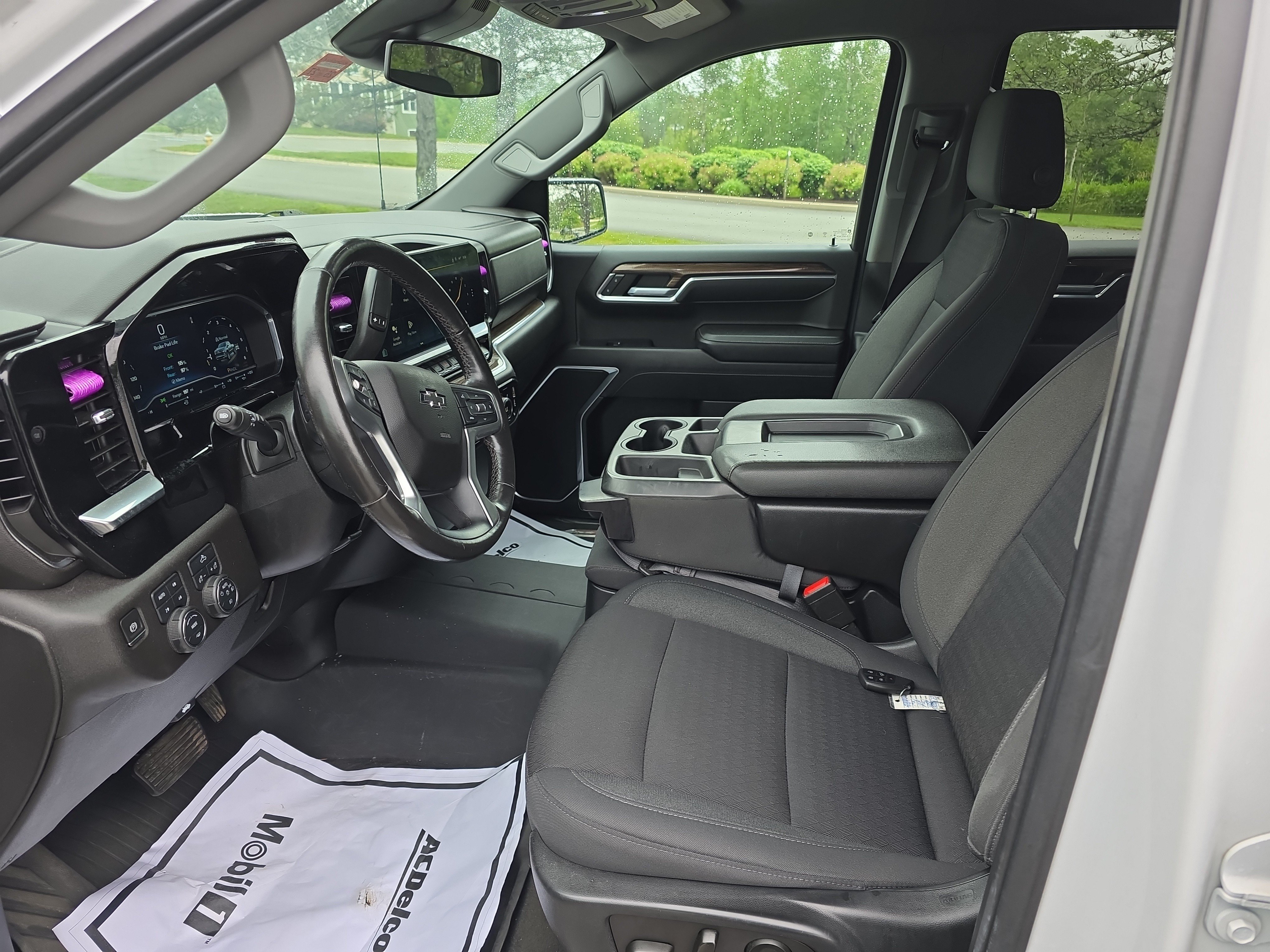 Used 2023 Summit White Chevrolet RST image 10