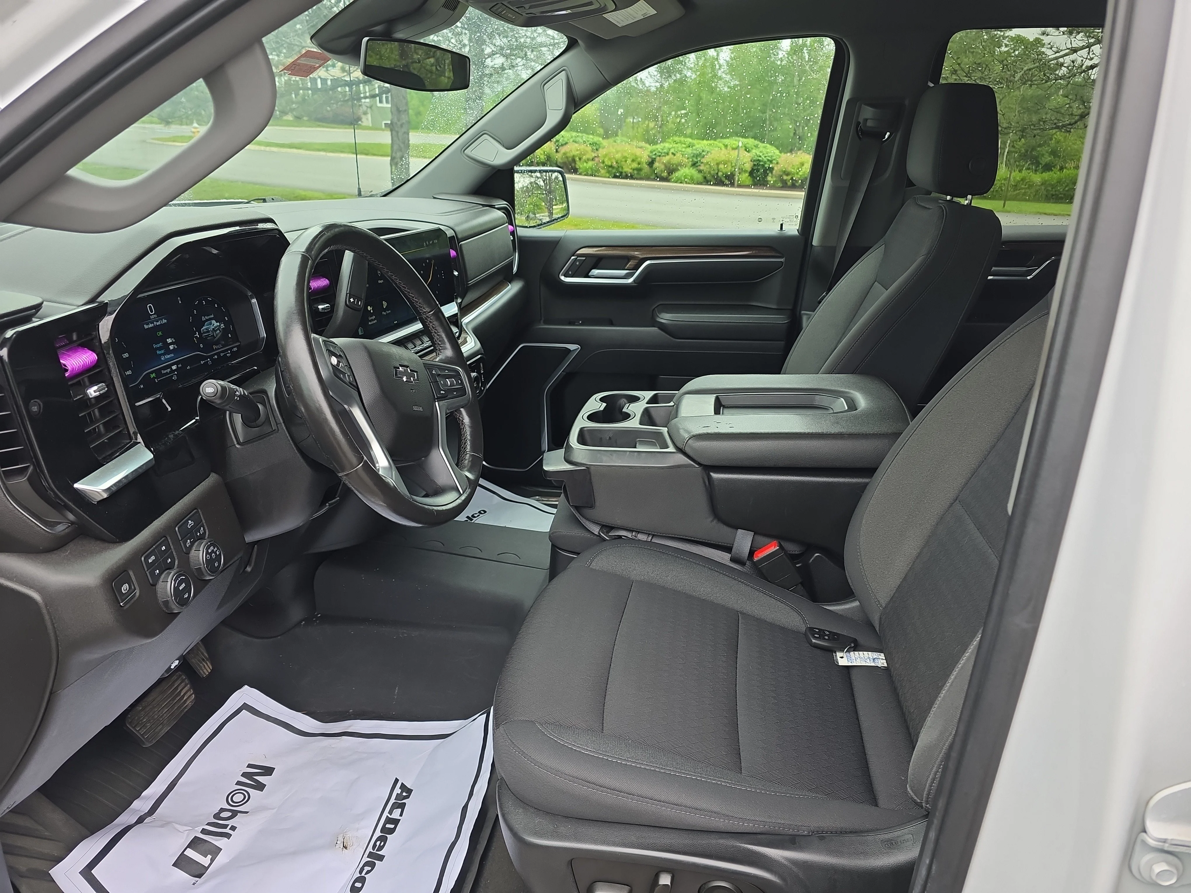 Used 2023 Summit White Chevrolet RST image 10