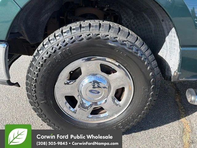 Used 2007 Green Ford  image 9