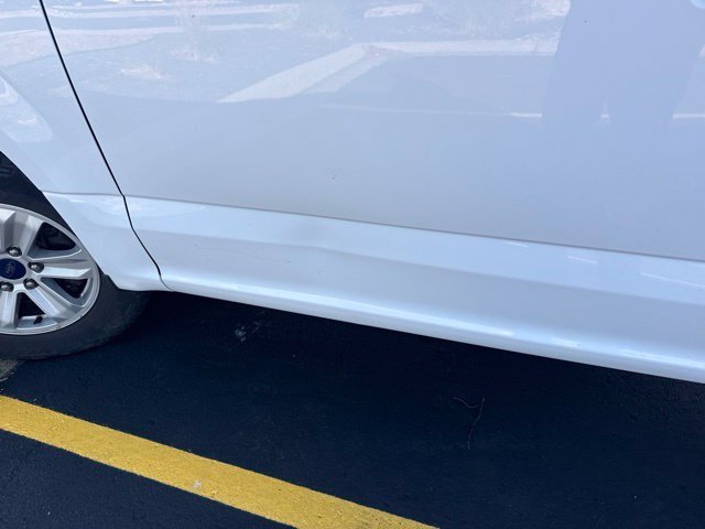 Used 2015 White Ford XLT image 6