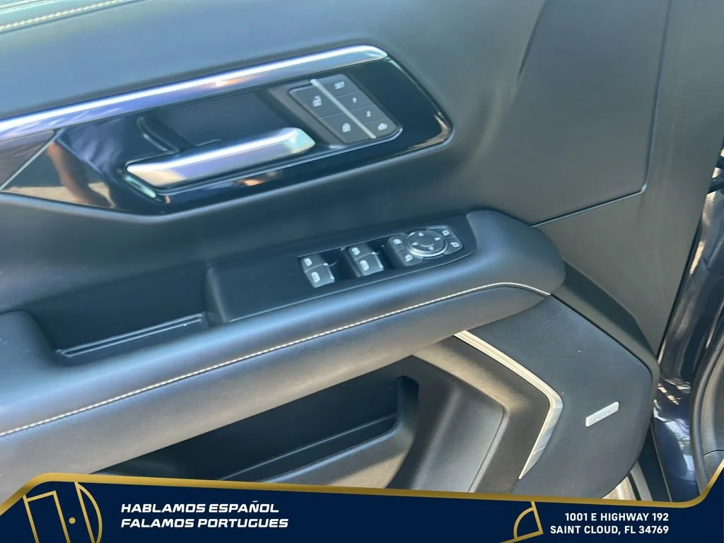 Used 2025 Dark Ash Metallic Chevrolet Premier image 11