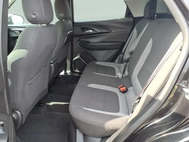 Used 2025 Mosaic Black Metallic Chevrolet LT image 20