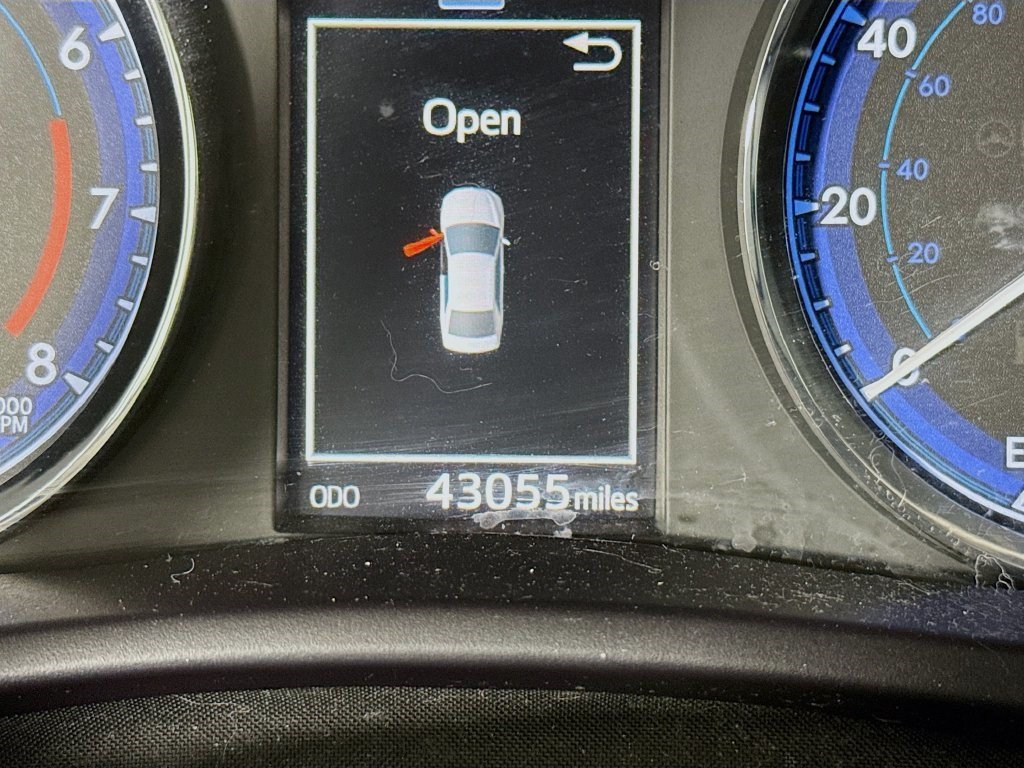 Used 2018 Black Sand Pearl Toyota SE image 12