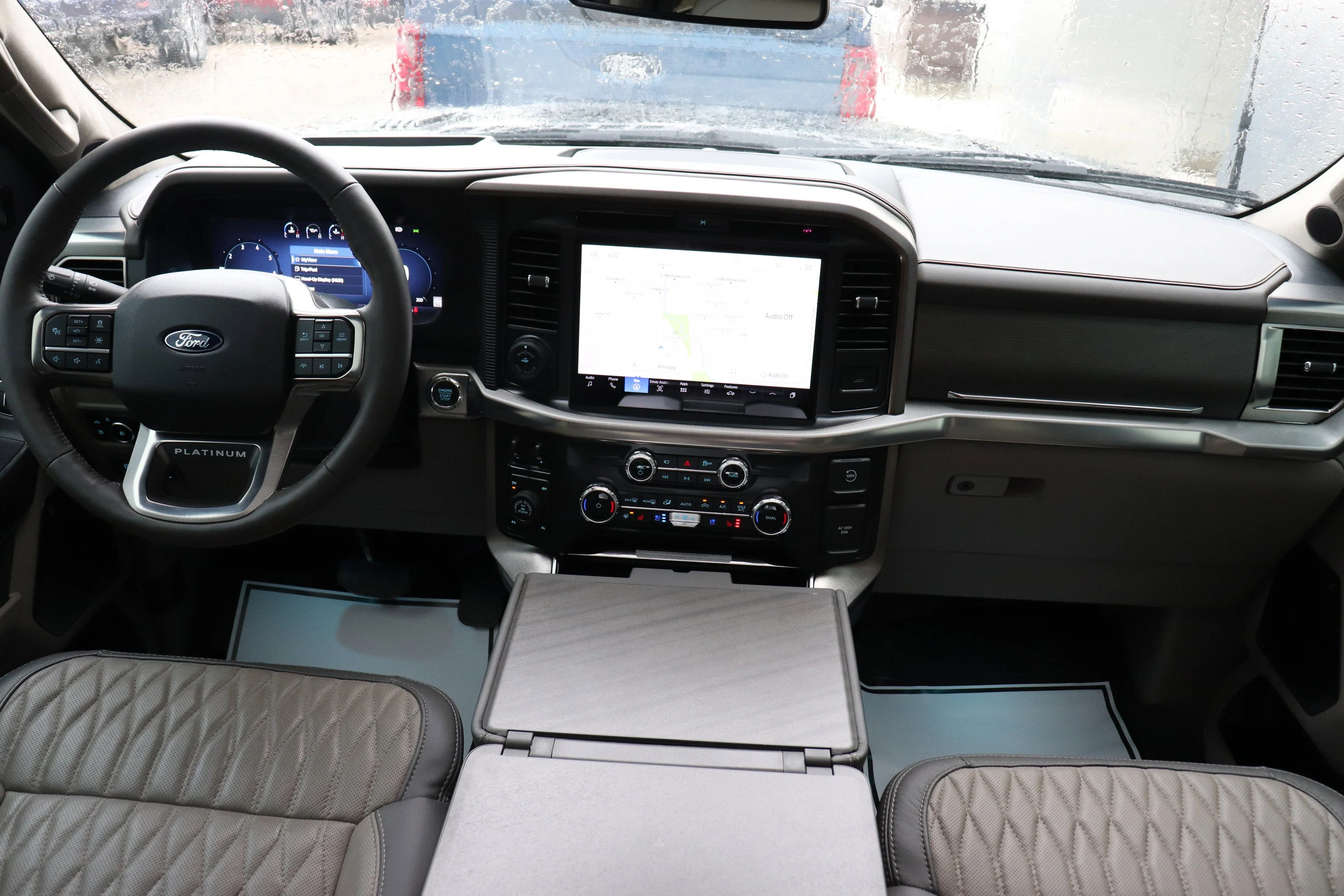 Used 2025 Black Ford Platinum image 20