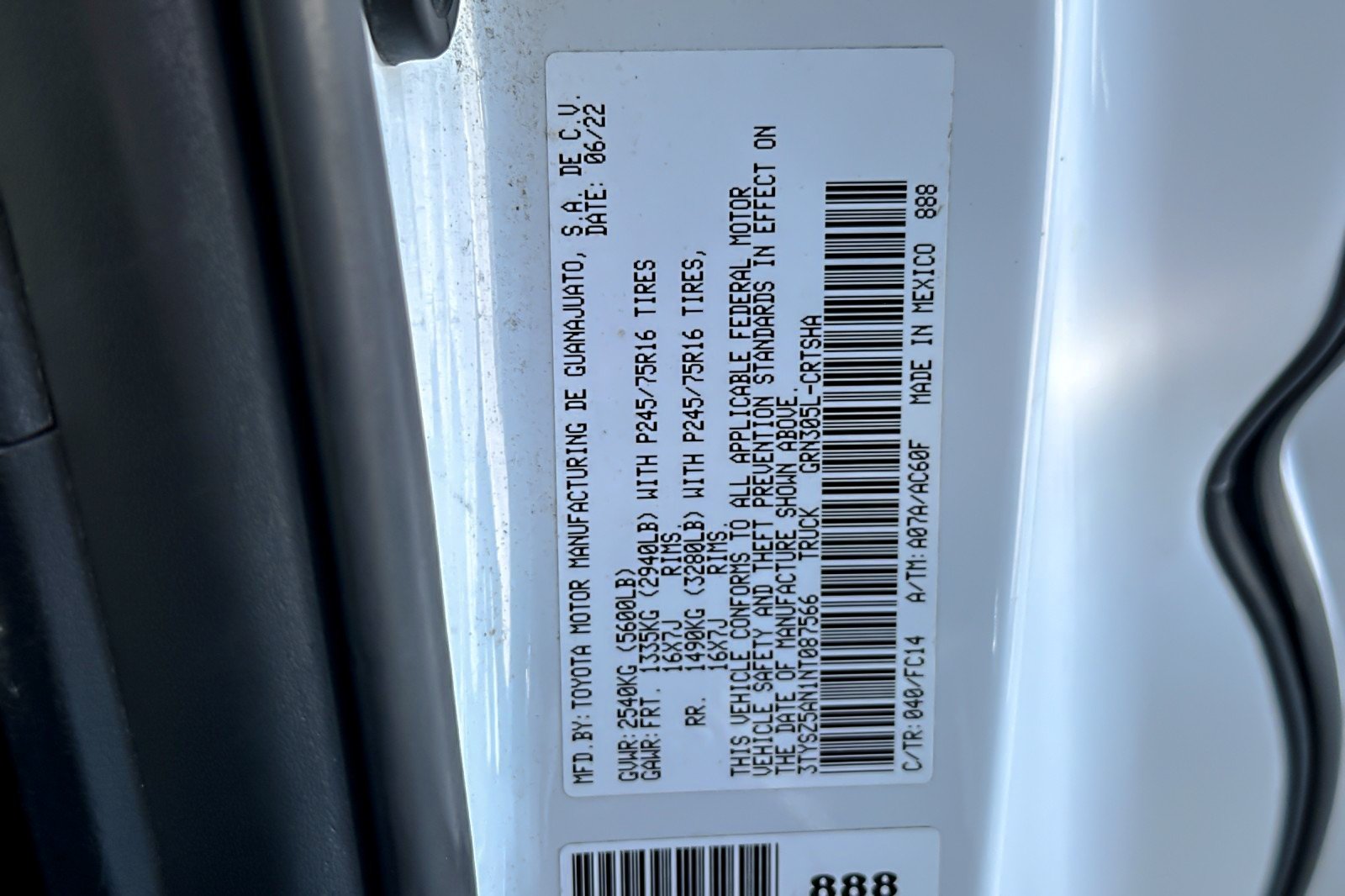 Certified Used 2022 WHITE Toyota SR5 image 25