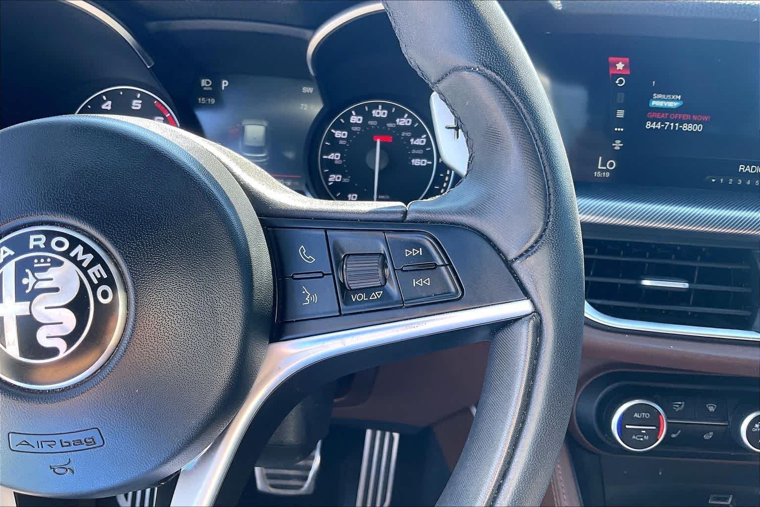 Used 2018 WHITE Alfa Romeo Ti Sport image 23