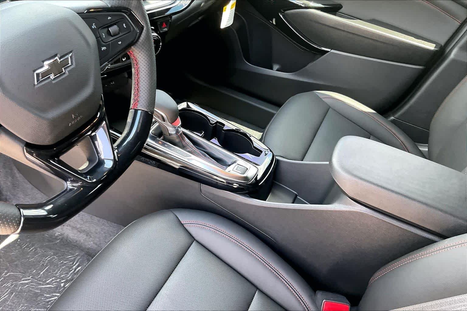 2026 Chevrolet Trax RS - Photo 8