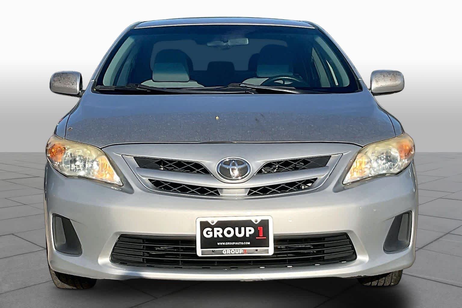 Used 2011 Classic Silver Metallic Toyota LE image 3