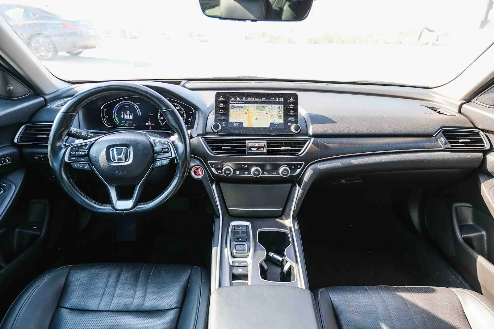 Used 2022 Modern Steel Metallic Honda Touring image 13