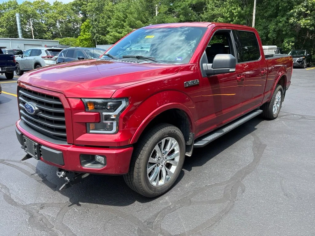 Used 2016 Red Ford XLT image 3