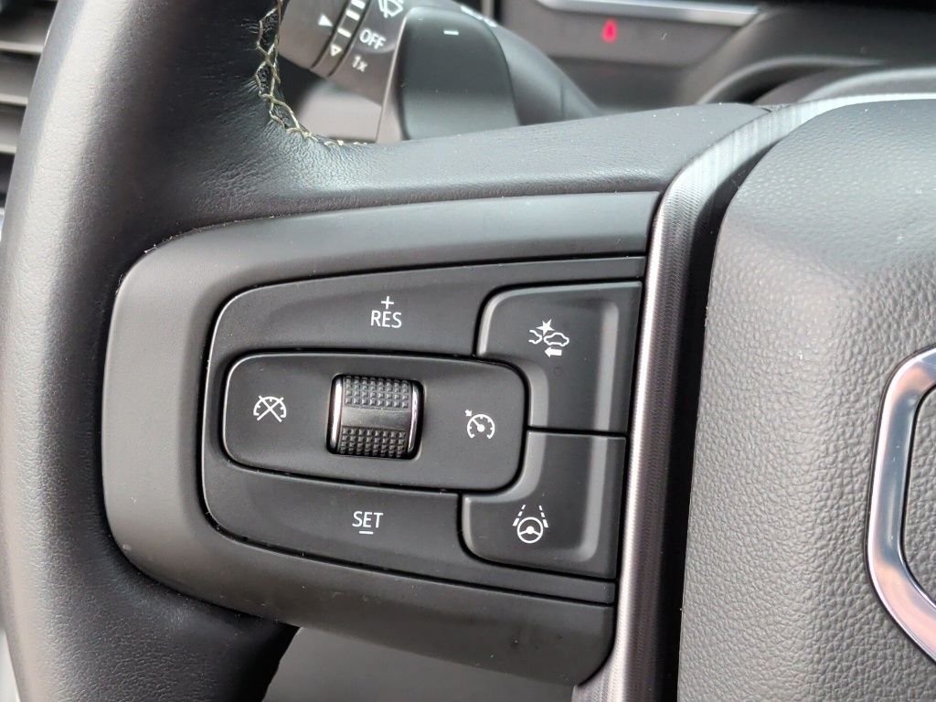 Used 2025 White Frost Tri-Coat GMC Denali Ultimate image 19