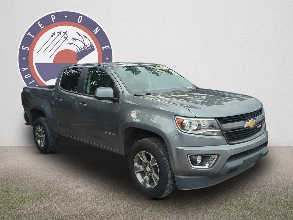 Used 2019 Gray Chevrolet Z71 image 2