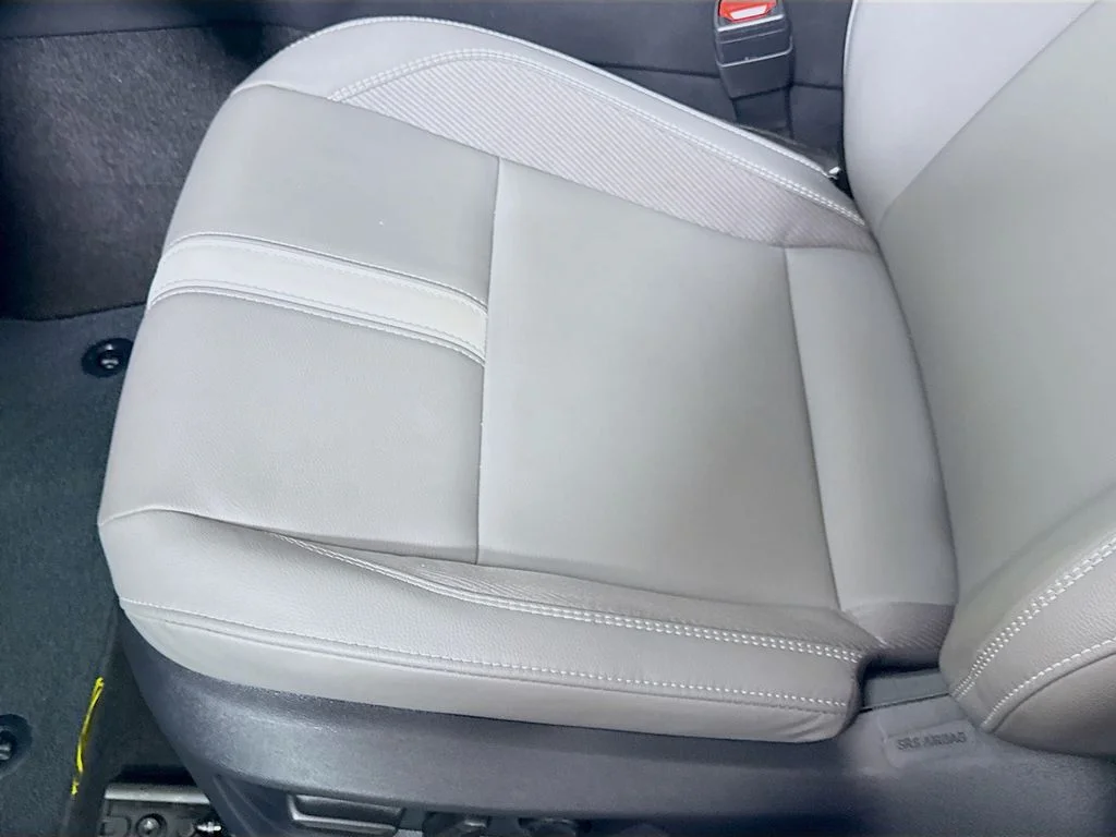Used 2026 Ice Cap Toyota SE image 20