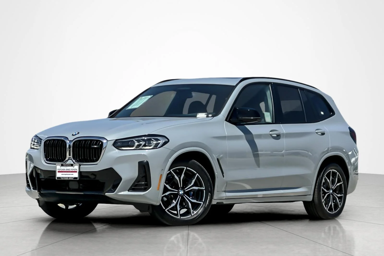 2023 BMW X3 M40i's photo