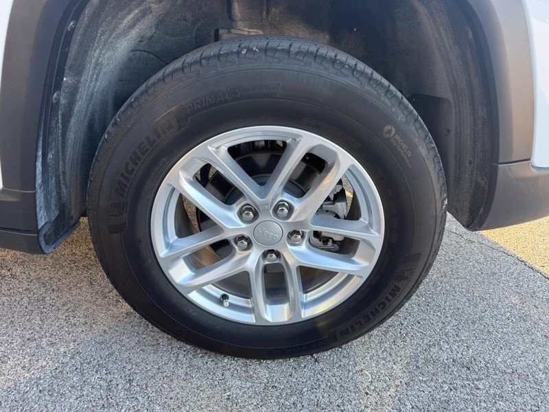Used 2025 Bright White Clearcoat Jeep Laredo X 4x4 image 3