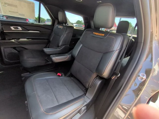 New 2026 Marsh Gray Ford Tremor® image 16