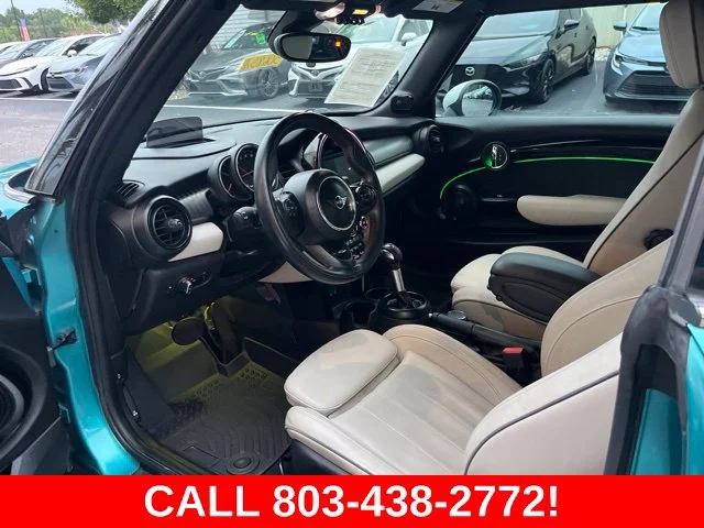 Used 2019 Blue MINI Classic image 6