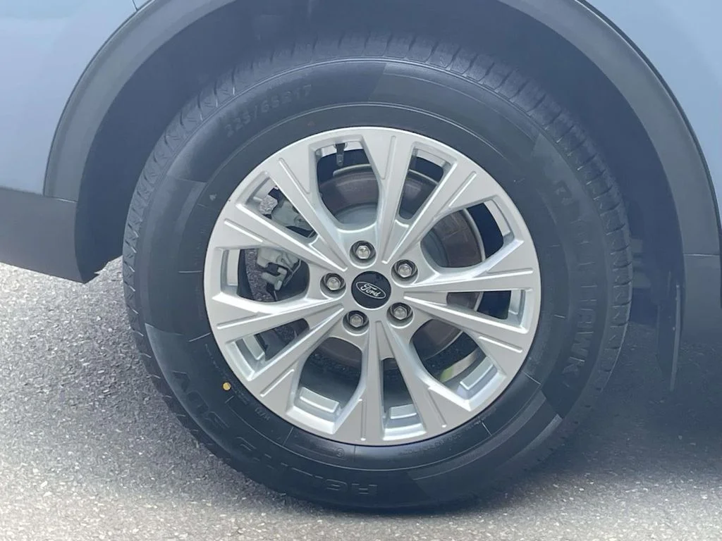 Used 2023 Blue Ford Active image 7