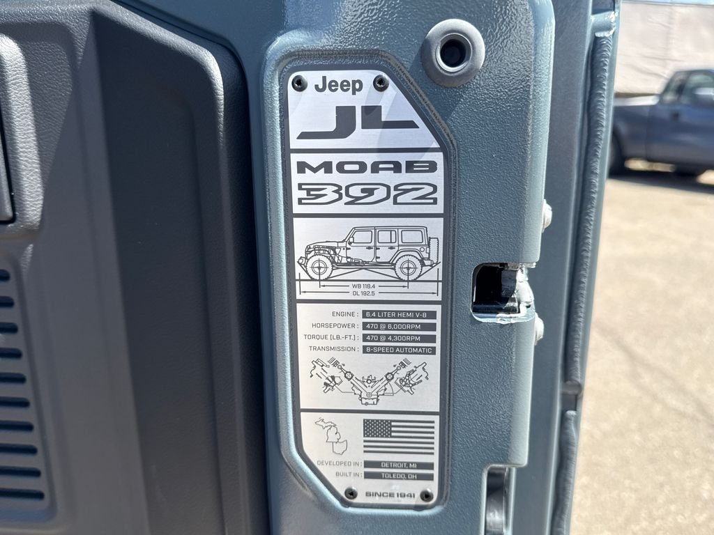 New 2026 Anvil Clear-Coat Exterior Paint Jeep Moab 392 image 10