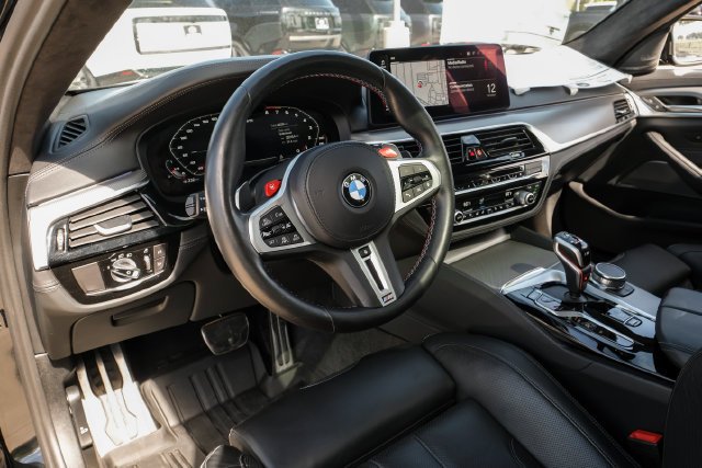 Used 2022 Black BMW Base image 3