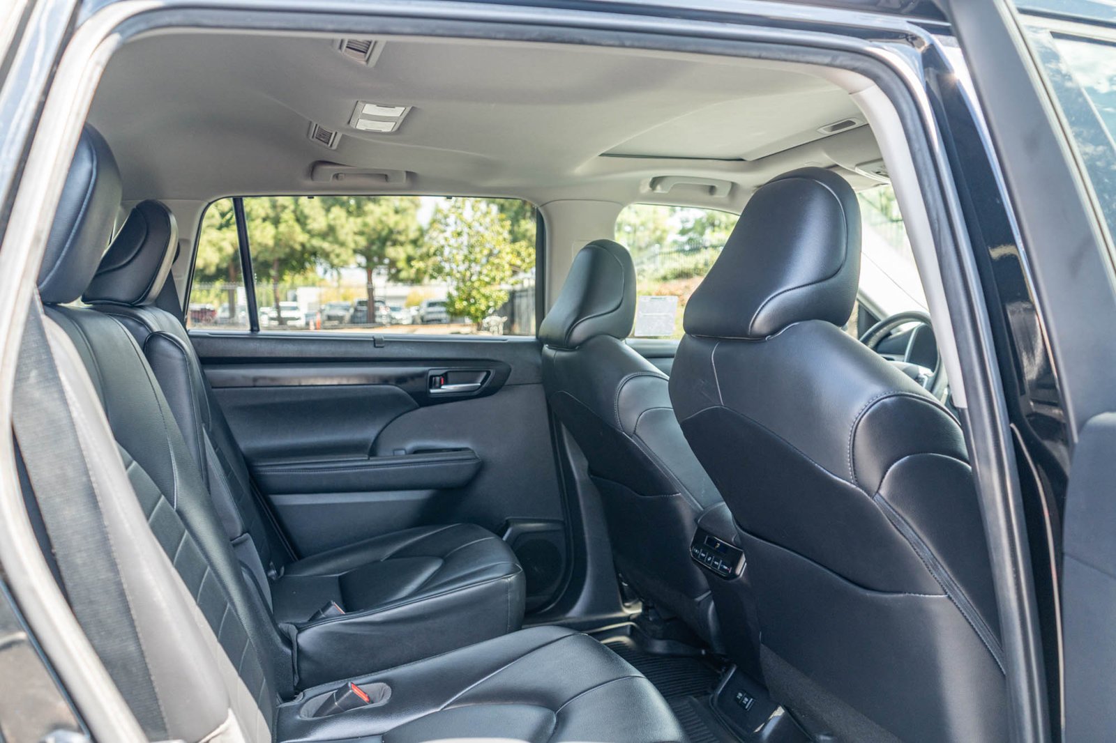 Certified Used 2021 Midnight Black Metallic Toyota XLE image 21
