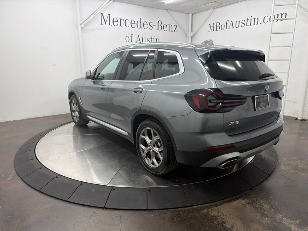 Used 2023 Gray BMW xDrive30i image 5