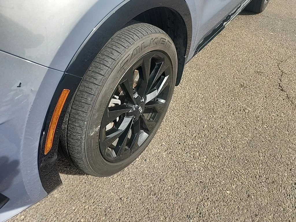 Used 2021 Silver Kia SX image 8