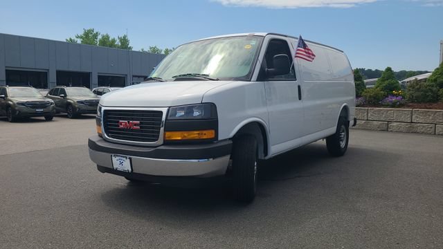 New 2026 Summit White GMC Work Van image 3