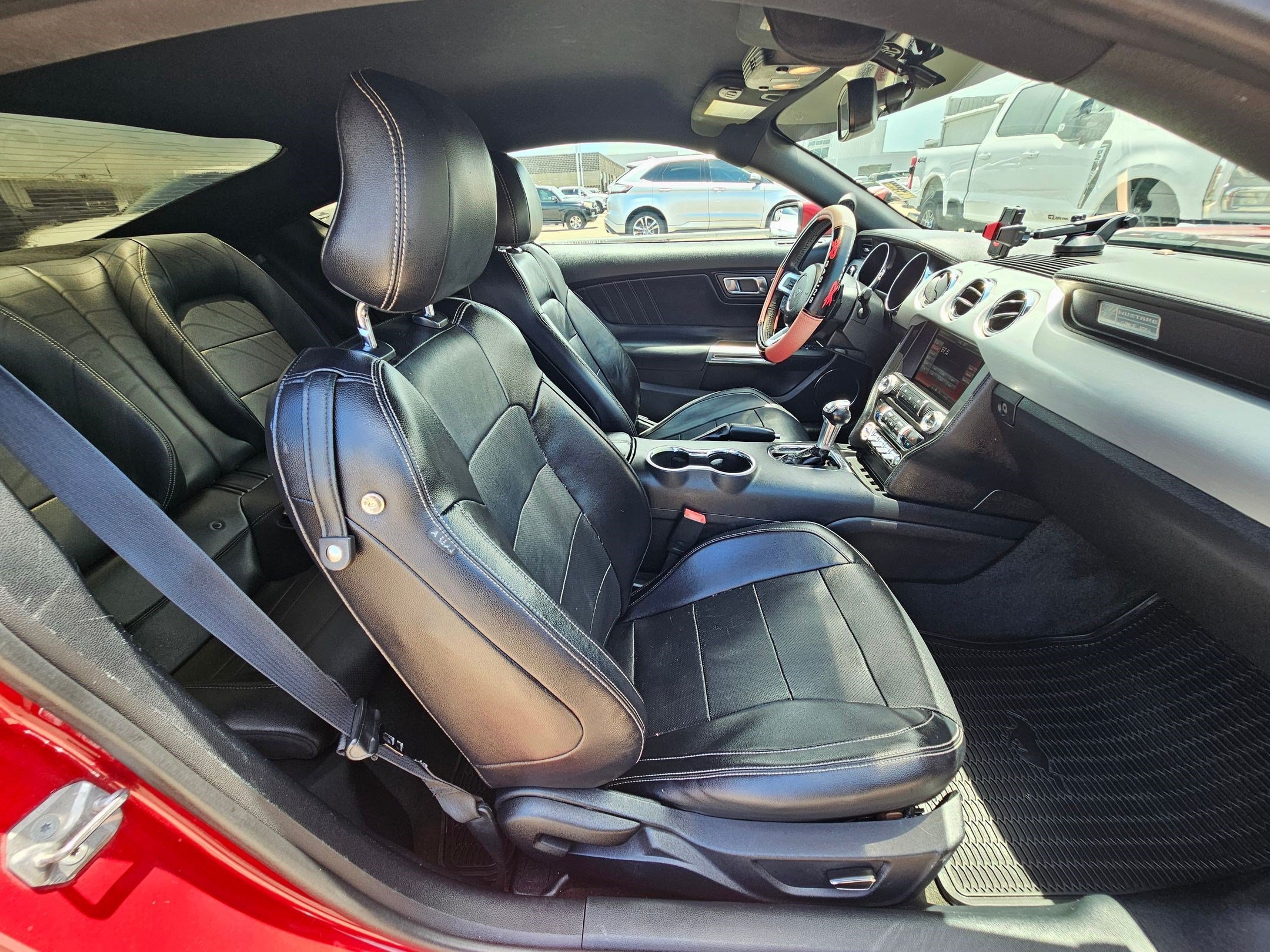 Used 2015 Race Red Ford GT Premium image 26