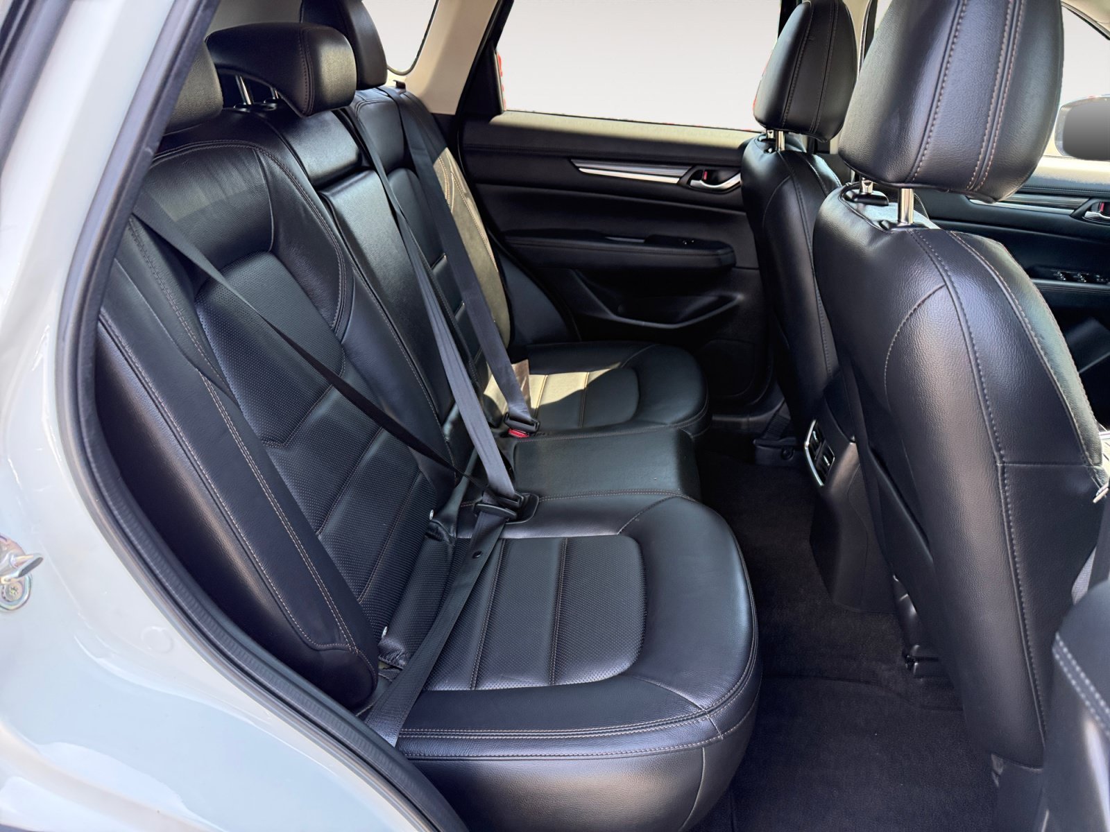 Certified Used 2023 White Metallic Mazda 2.5 S Premium Plus Package image 18