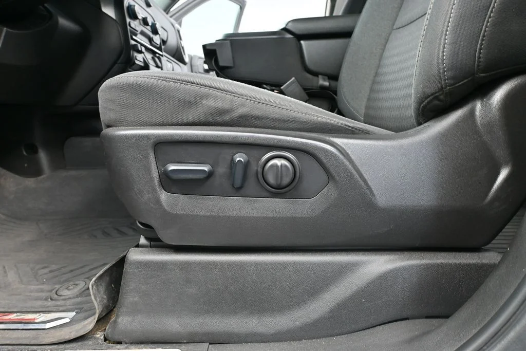 Used 2023 White Chevrolet LT image 25
