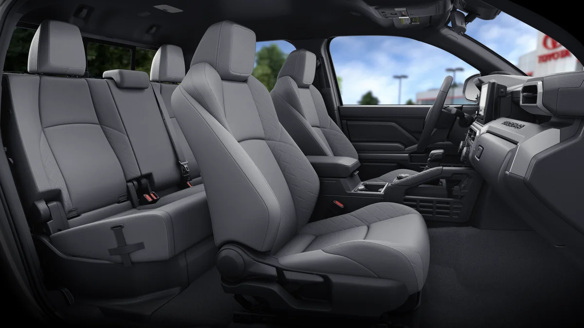 2026 Toyota Tacoma SR5 - Photo 21