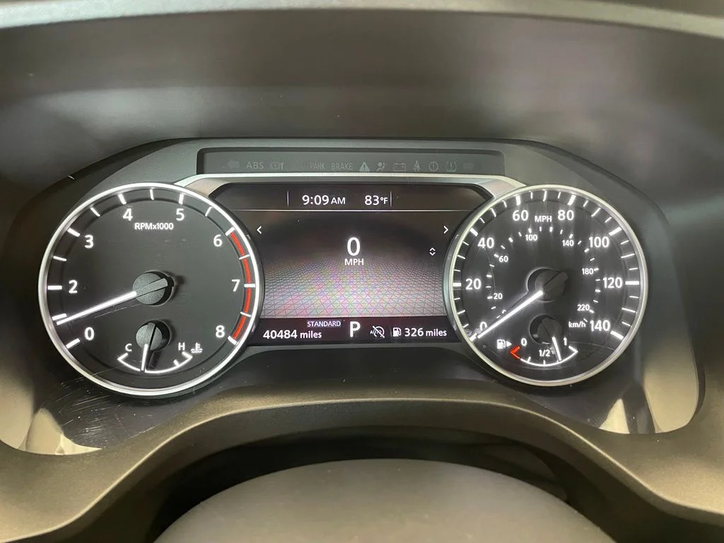 Used 2024 Gray Nissan SV image 7