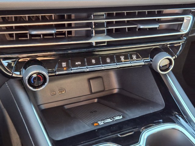 2027 Chevrolet Traverse LT - Photo 14