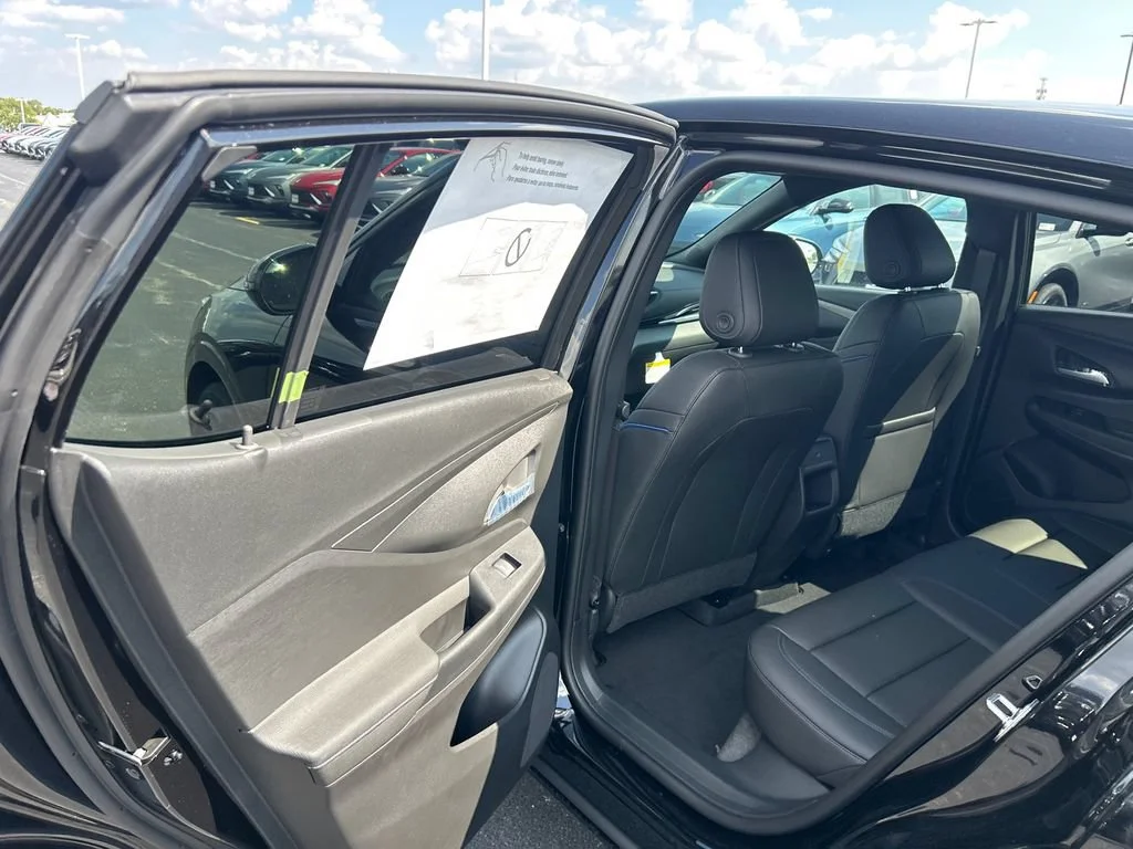 2026 Buick Envista Sport Touring - Photo 33
