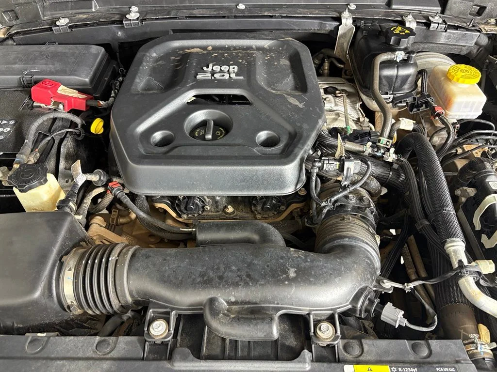 Used 2020 Gray Jeep Unlimited Sahara image 41