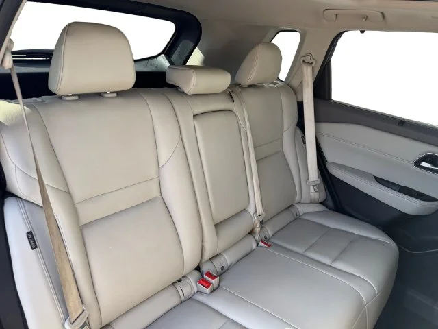 Used 2021 Blue Nissan SL image 34
