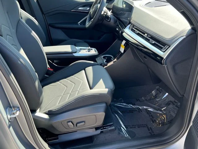 2025 BMW X1 XDrive28i - Photo 27