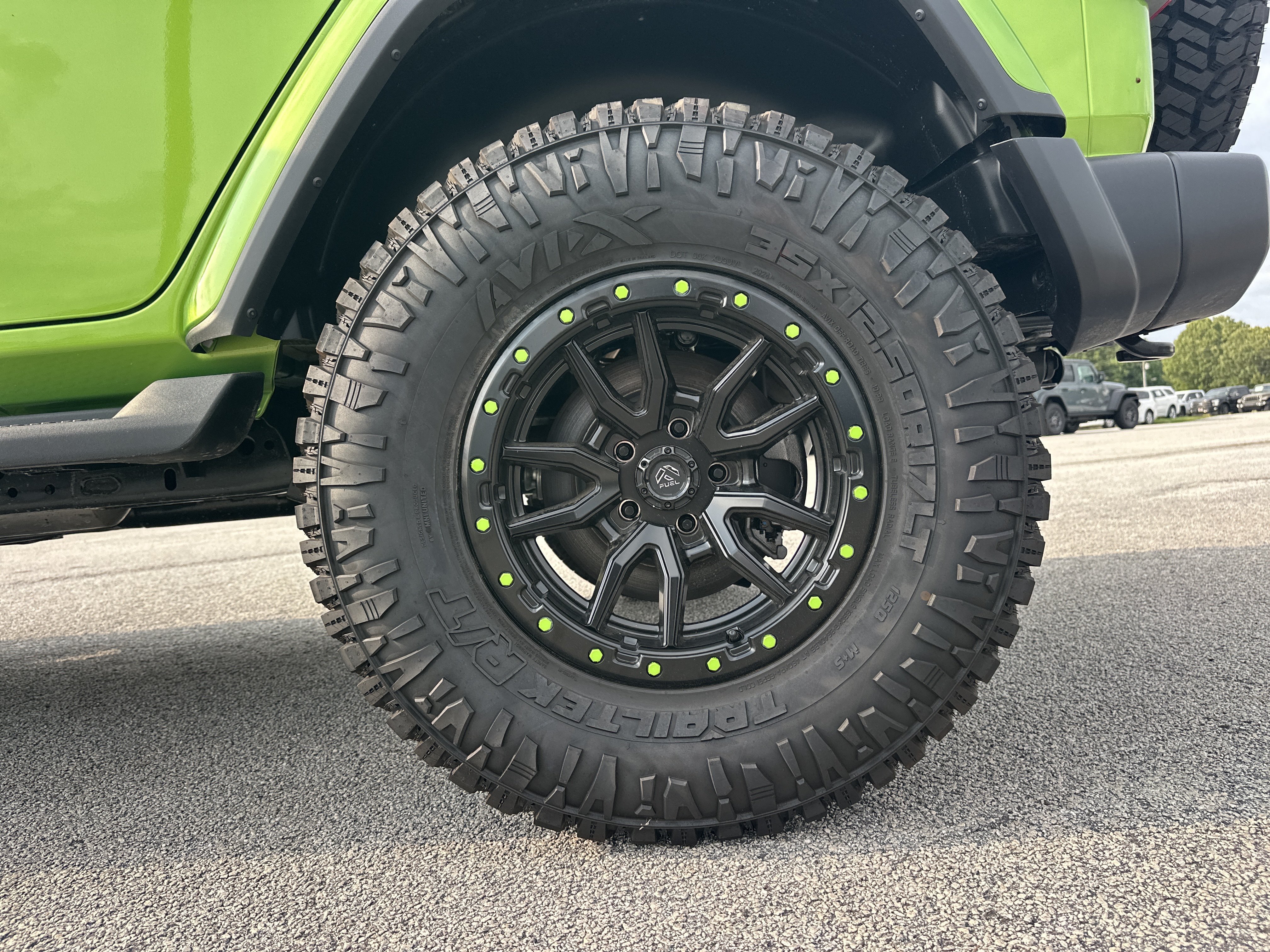 New 2026 Mojito Clear-Coat Exterior Paint Jeep Sahara image 20