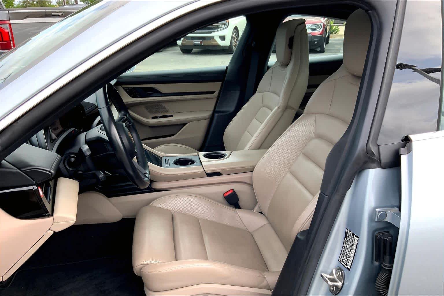 Pre-Owned 2021 Porsche Taycan 4S