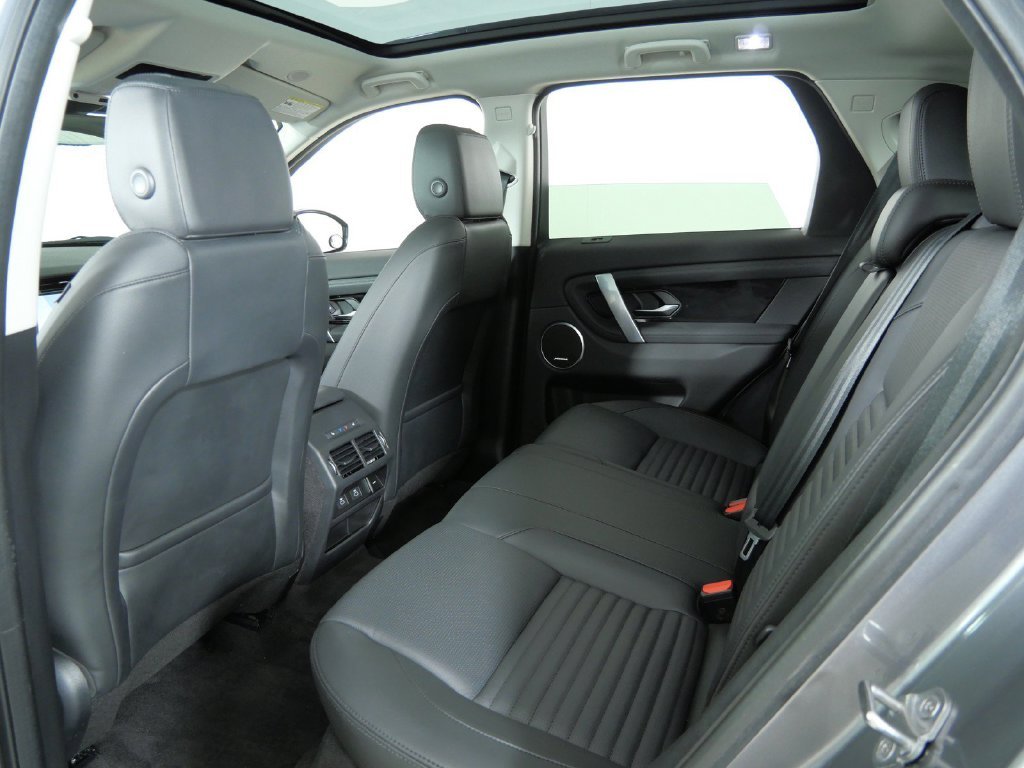 Used 2024 Gray Land Rover S image 31