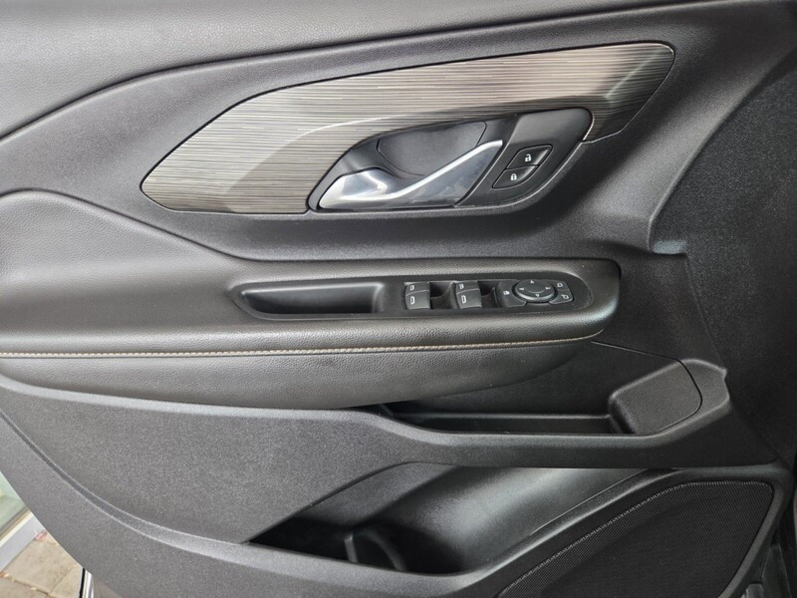 Used 2020 GRAY GMC SLT image 22
